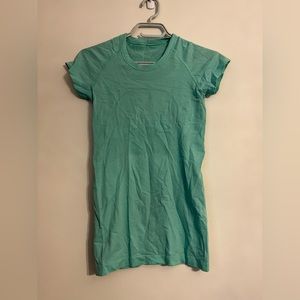 Lulu swiftly-tech t shirt